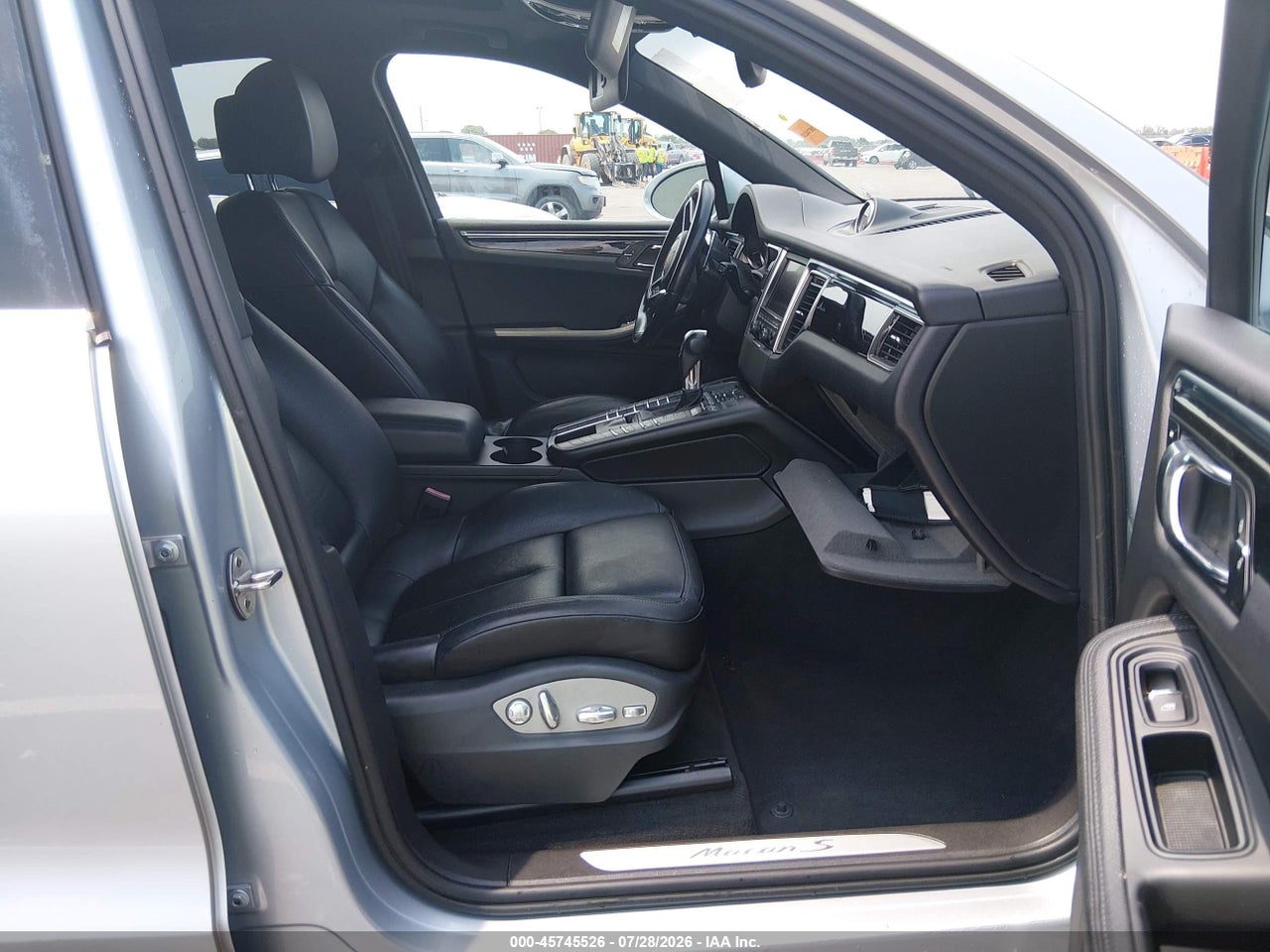 2015 PORSCHE MACAN S · 5/11
