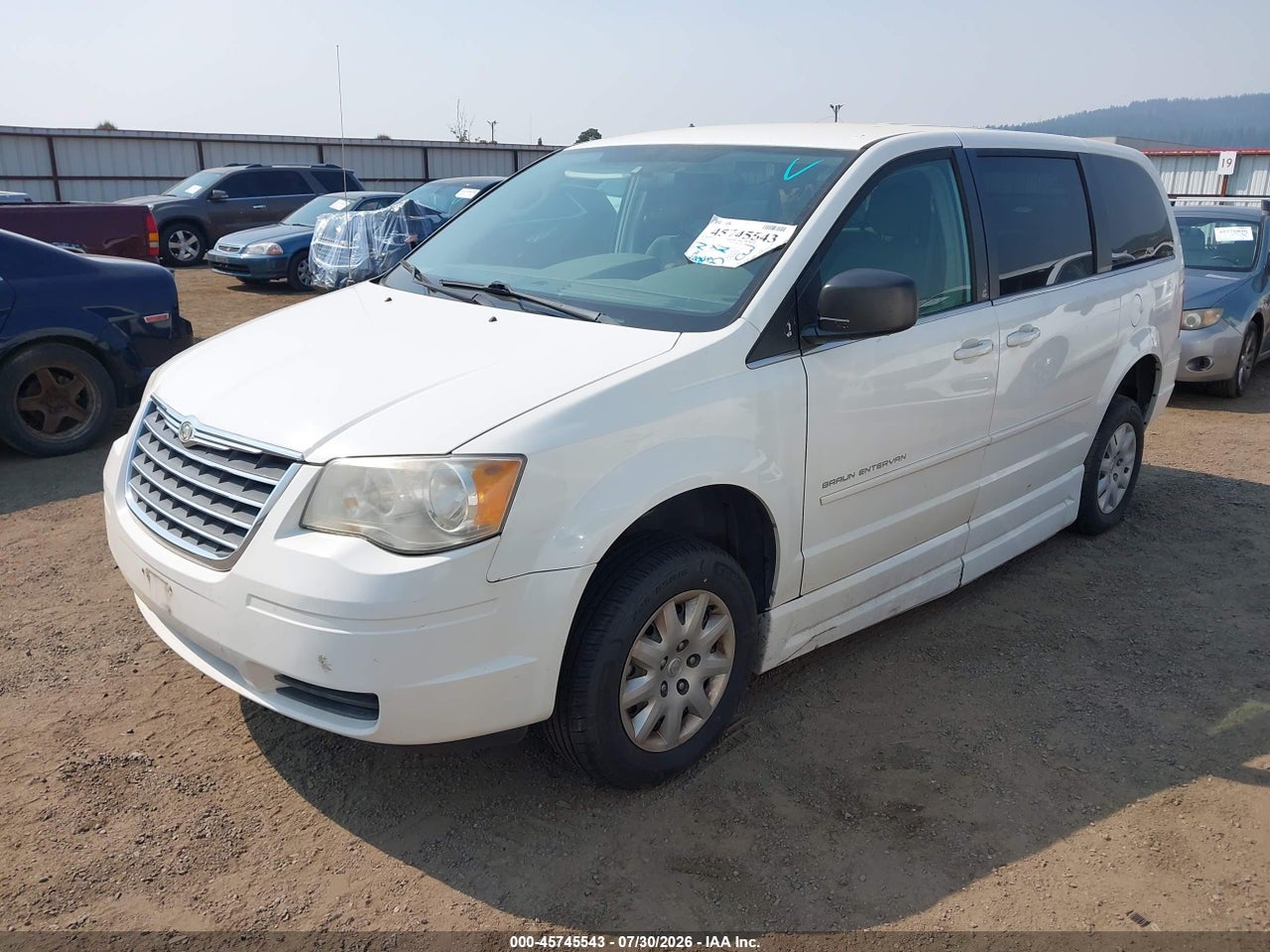 2009 CHRYSLER TOWN &amp; COUNTRY LX · 2/11