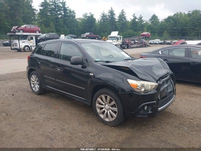 JA4AR4AU9BZ****** · 2011 MITSUBISHI OUTLANDER SPORT SE