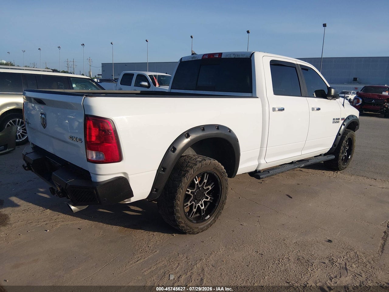 2017 RAM 1500 LONE STAR  4X4 6'4 BOX · 4/11
