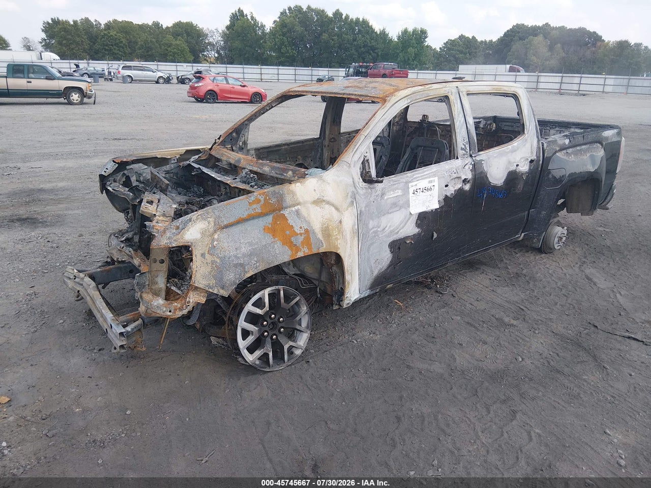 2022 GMC CANYON 4WD  SHORT BOX AT4 - CLOTH · 2/10