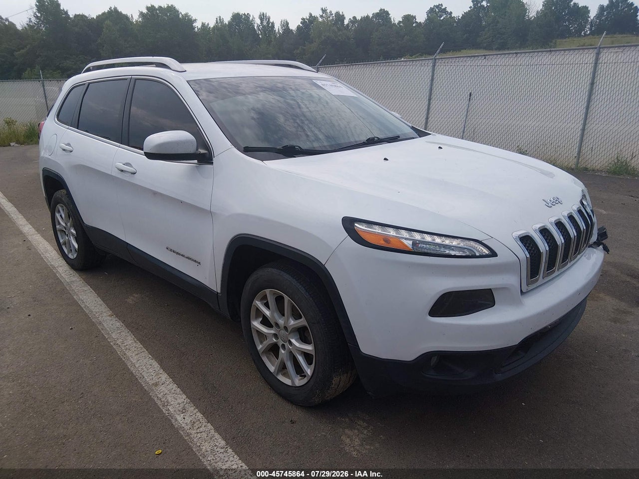 1C4PJLCB2HW****** · 2017 JEEP CHEROKEE LATITUDE
