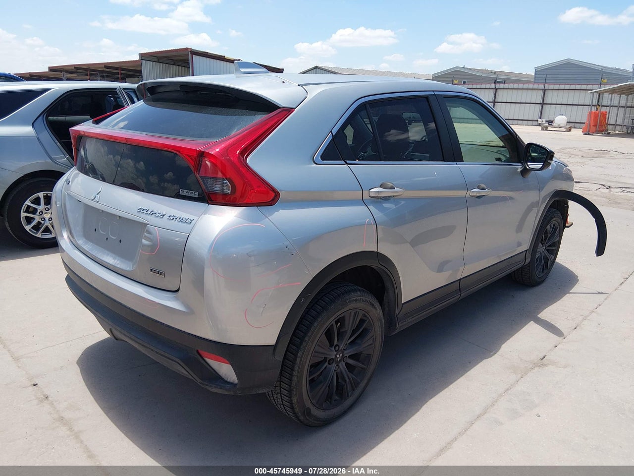 2018 MITSUBISHI ECLIPSE CROSS LE · 4/11