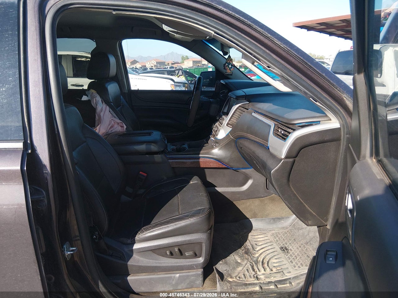 2016 GMC YUKON SLT · 5/11