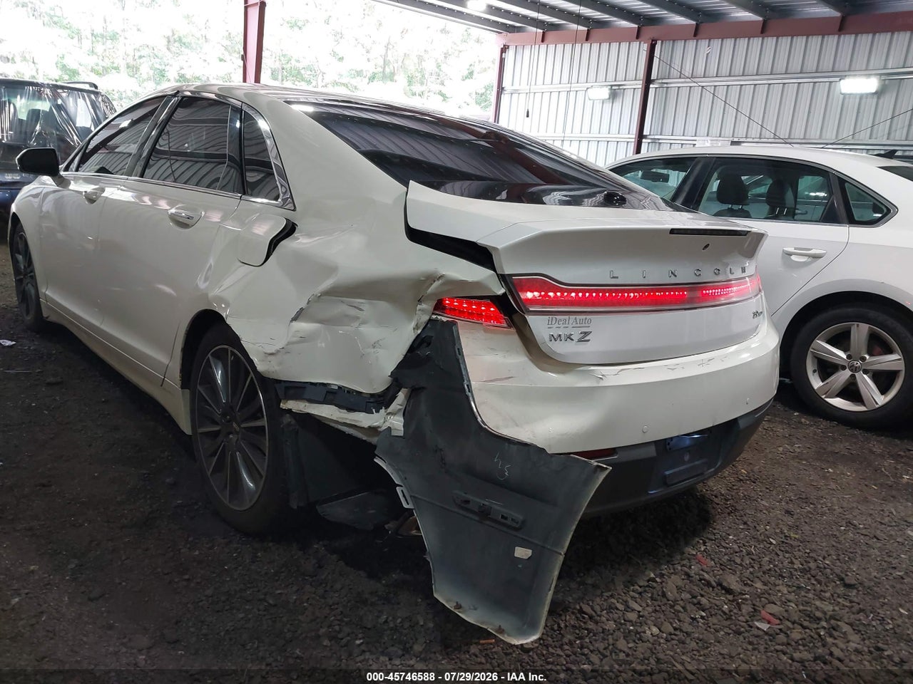 2013 LINCOLN MKZ · 6/11