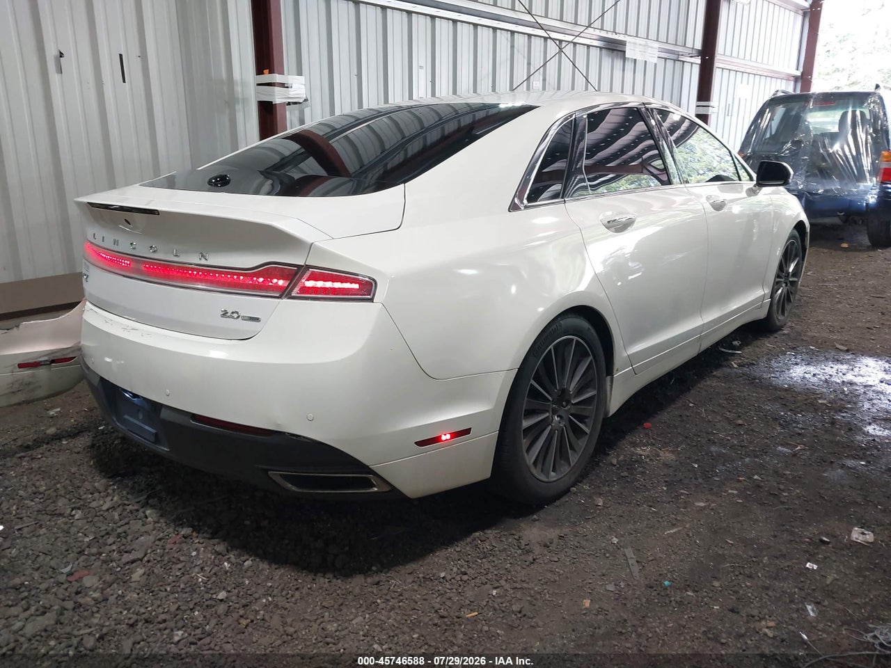 2013 LINCOLN MKZ · 4/11