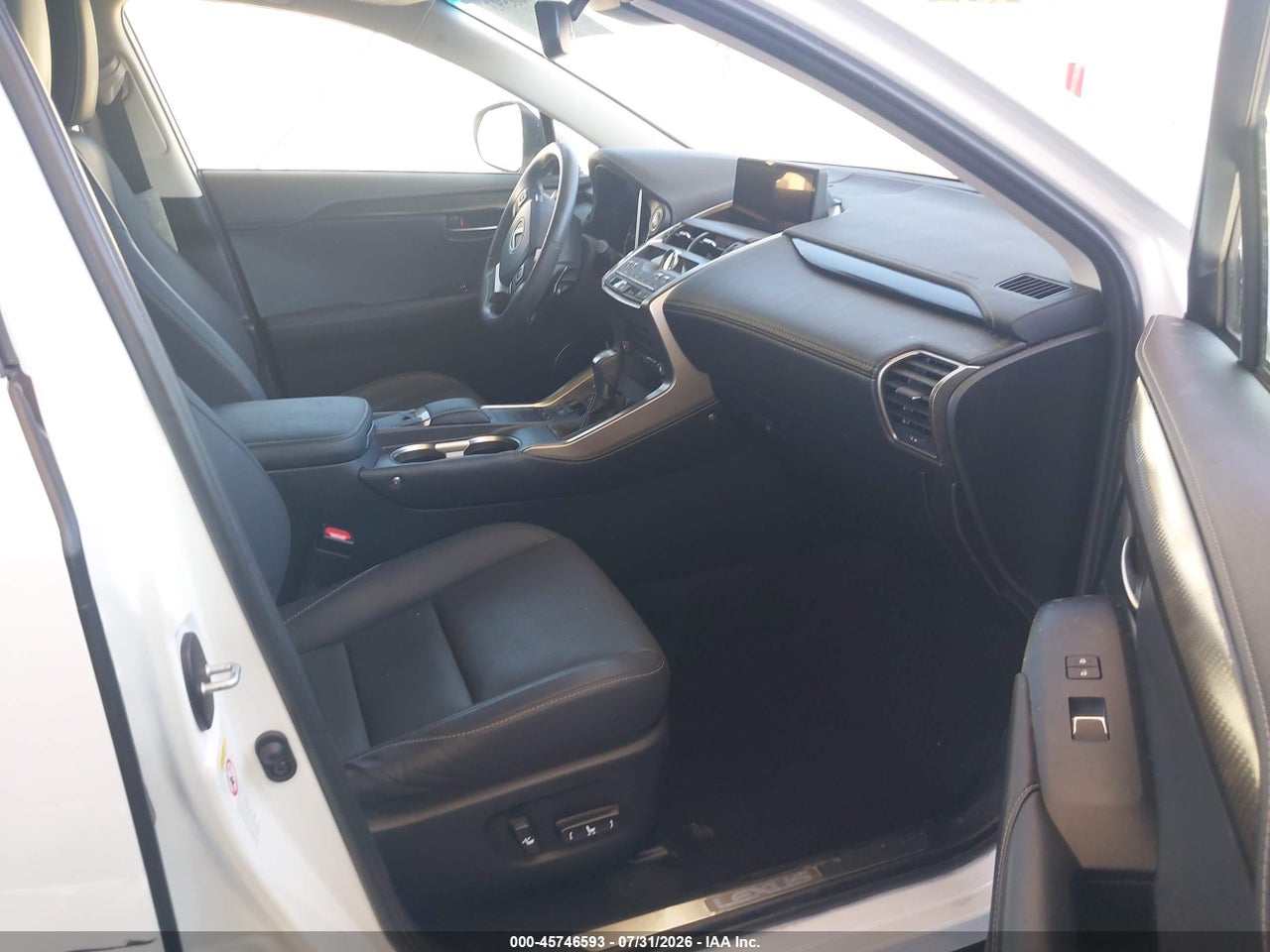 2019 LEXUS NX 300 · 5/11