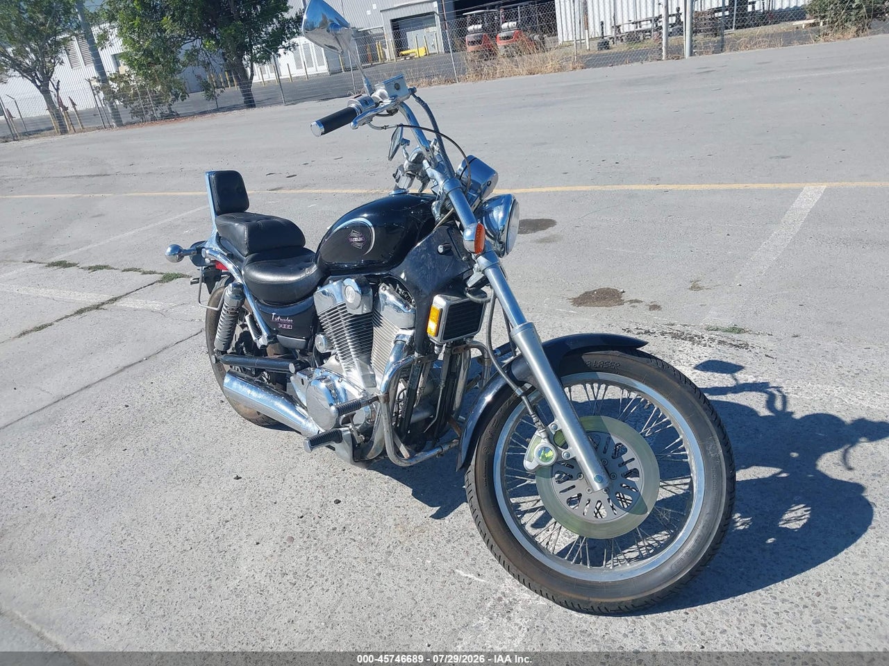JS1VX51L7R2****** · 1994 SUZUKI VS1400 GLP
