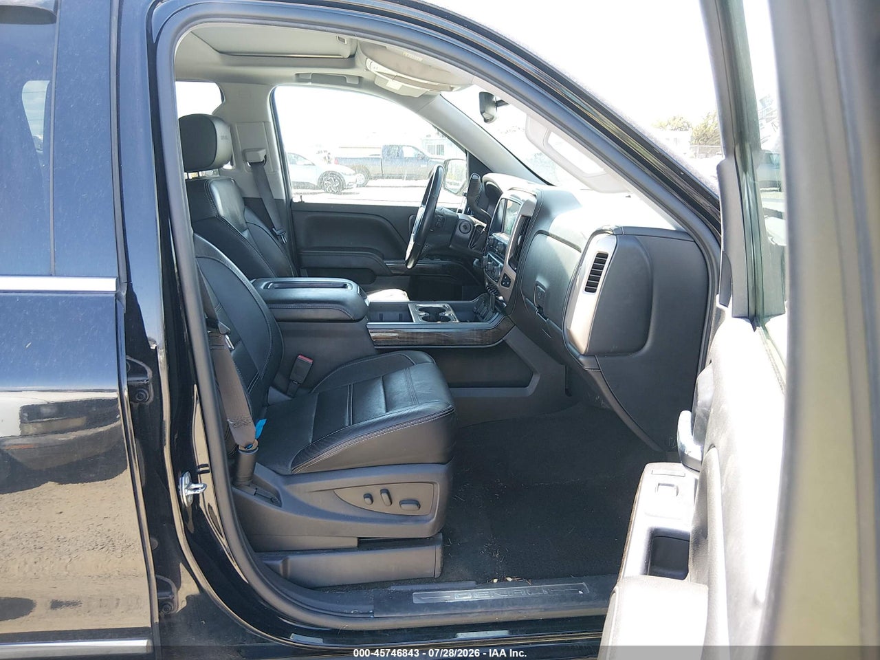 2015 GMC SIERRA 1500 DENALI · 5/11