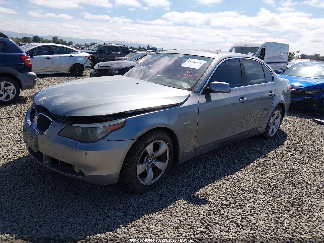2004 BMW 530I · 2/11