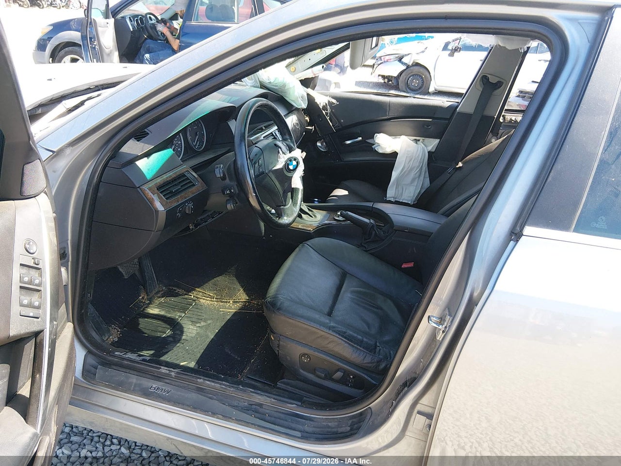 2004 BMW 530I · 5/11