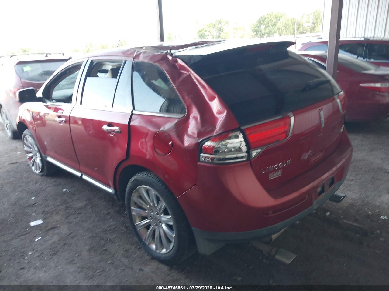 2011 LINCOLN MKX · 3/10