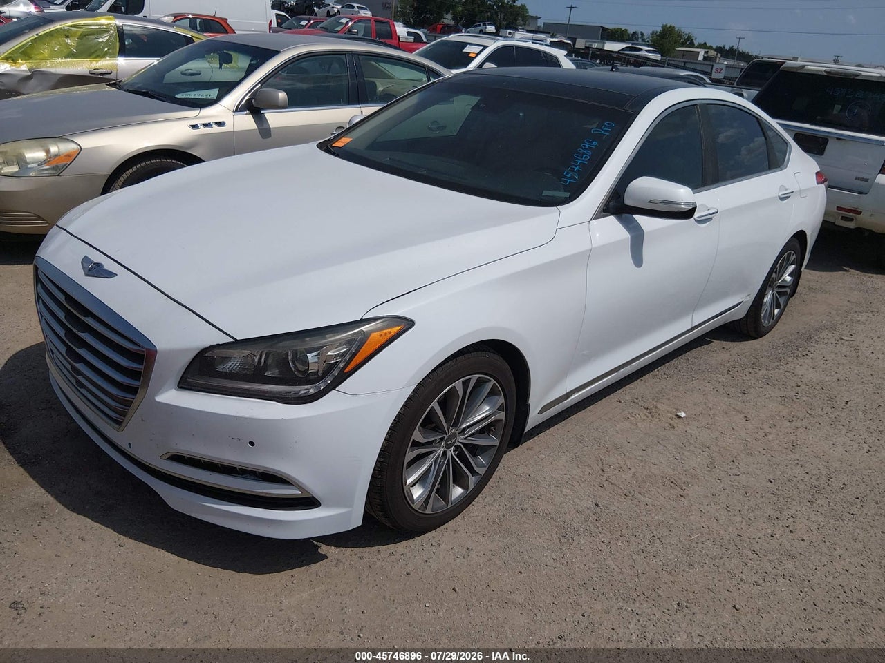 2015 HYUNDAI GENESIS 3.8 · 2/11