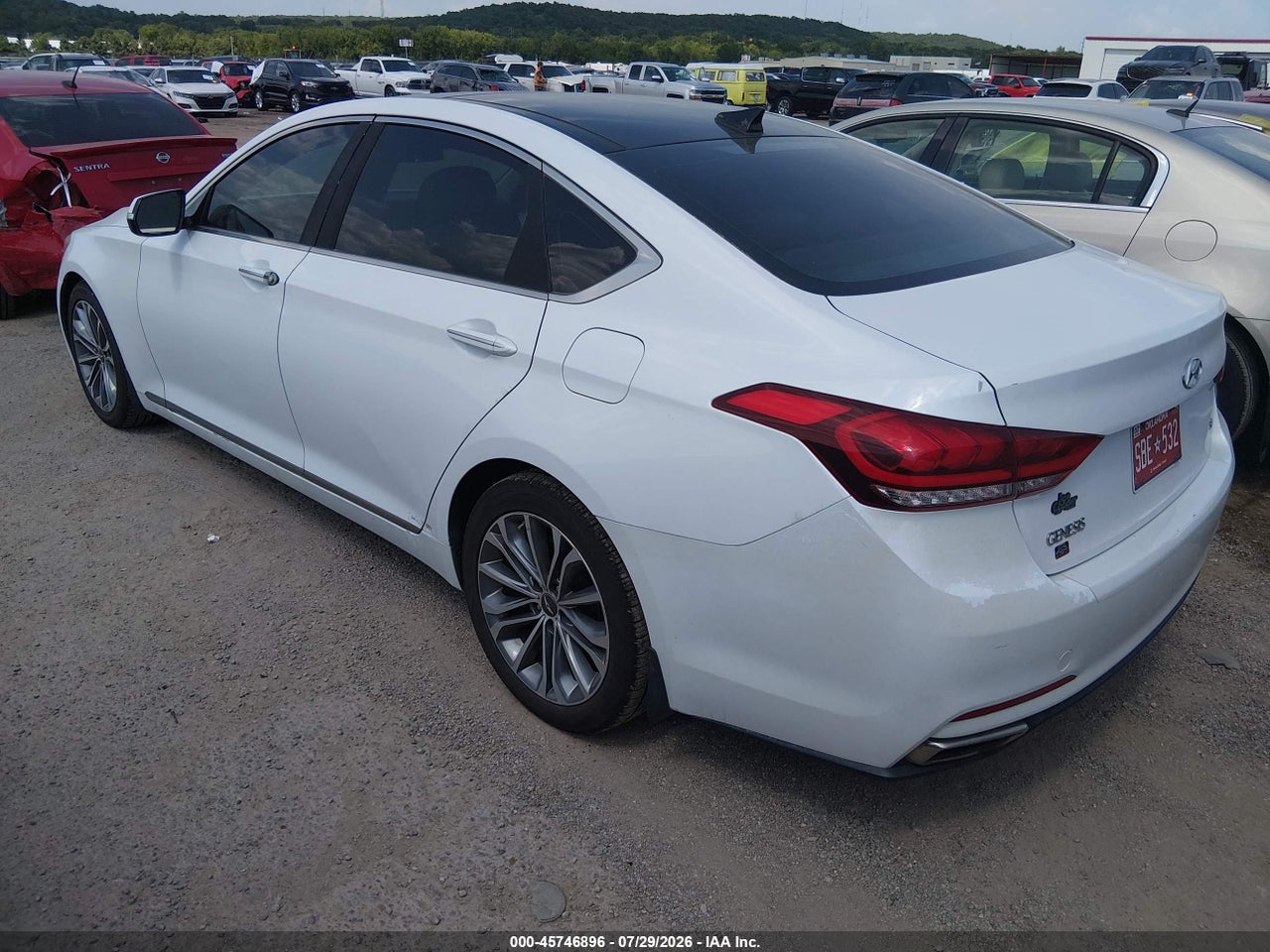 2015 HYUNDAI GENESIS 3.8 · 3/11