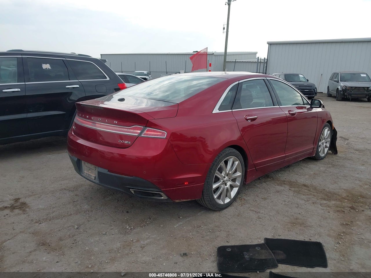 2015 LINCOLN MKZ · 4/11