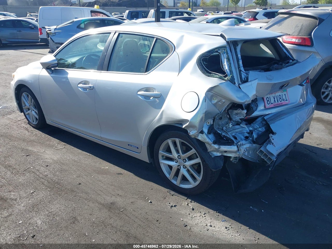2016 LEXUS CT 200H · 3/11