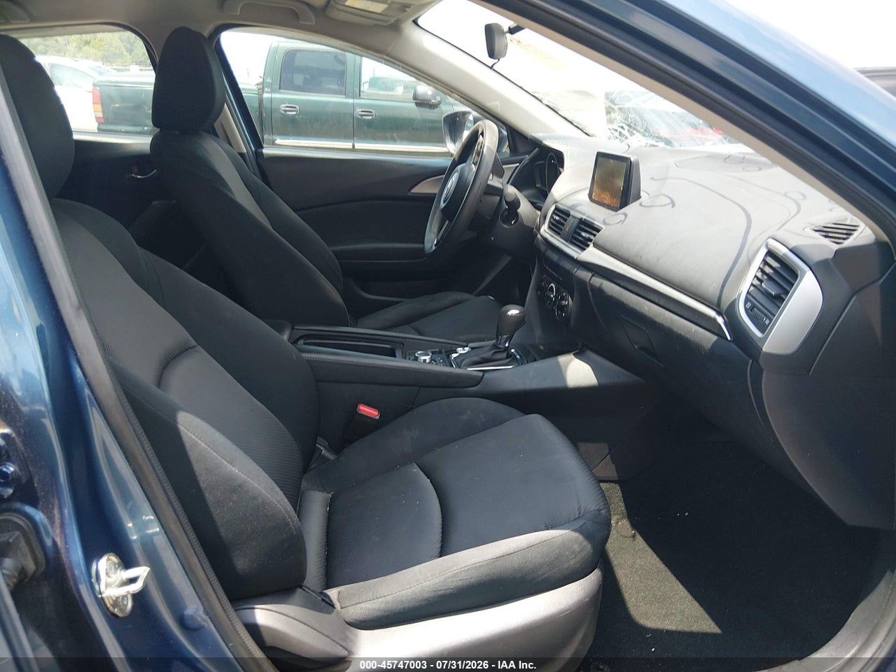 2017 MAZDA MAZDA3 SPORT · 5/11