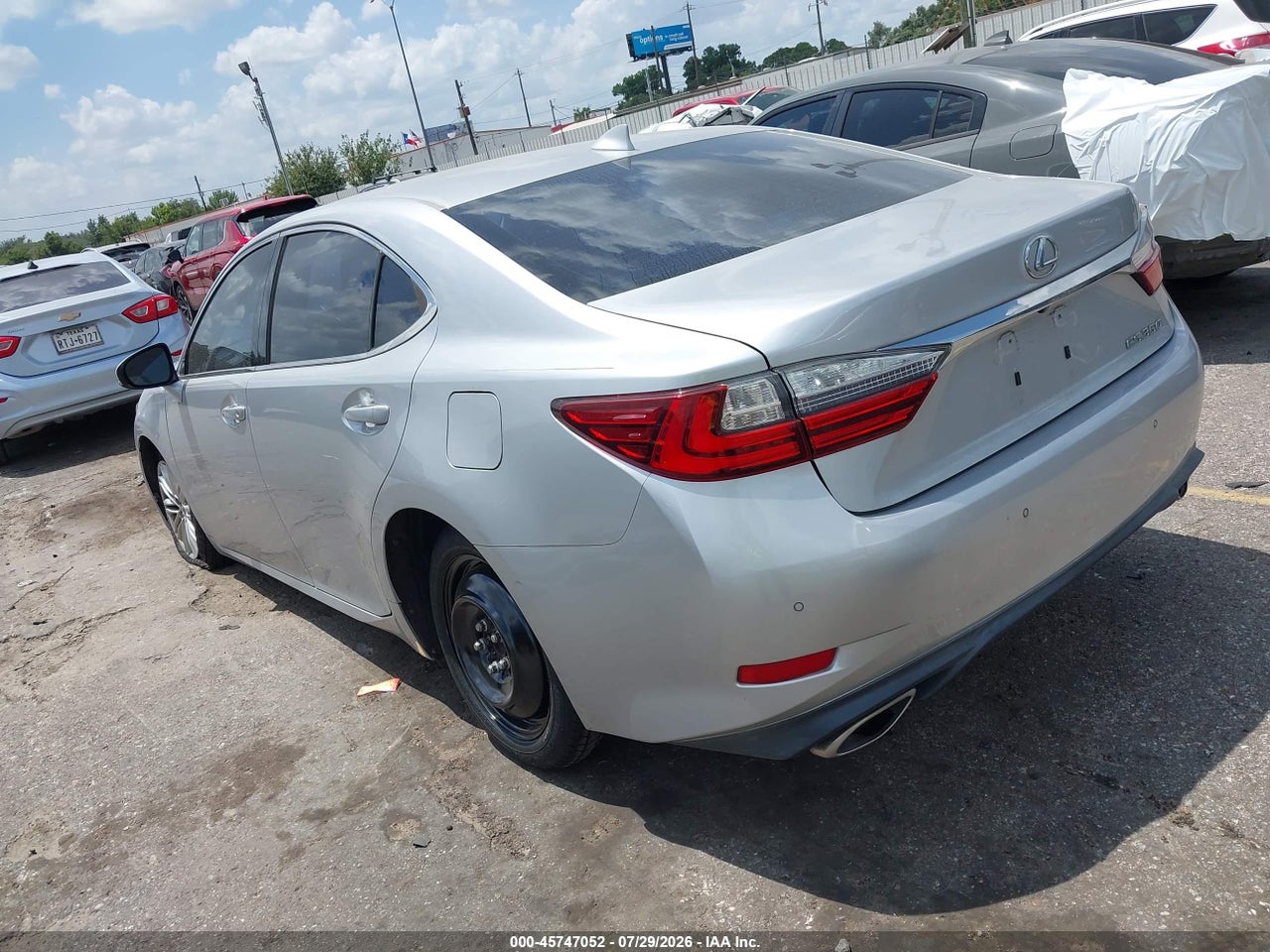 2016 LEXUS ES 350 · 3/11