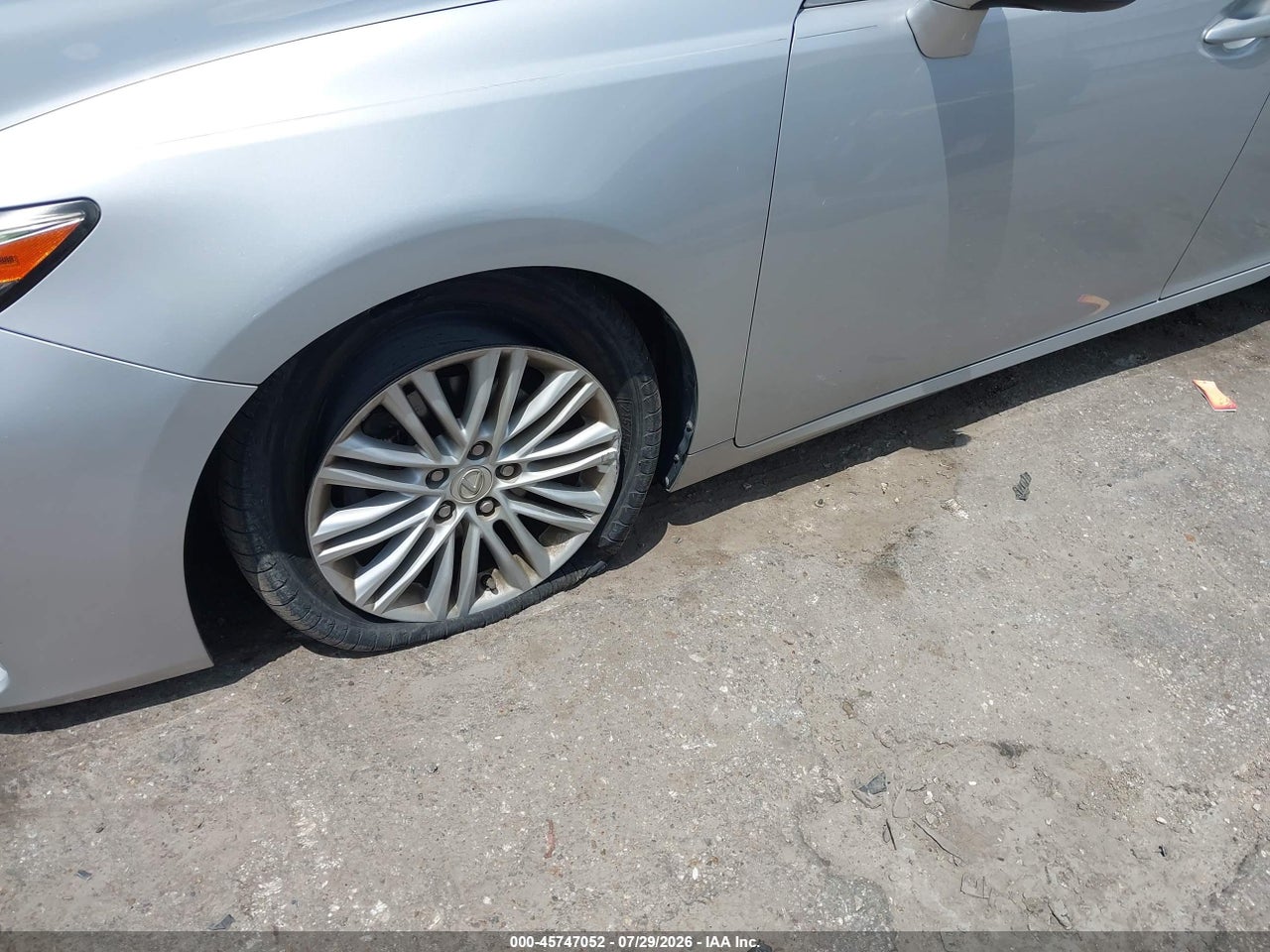 2016 LEXUS ES 350 · 6/11