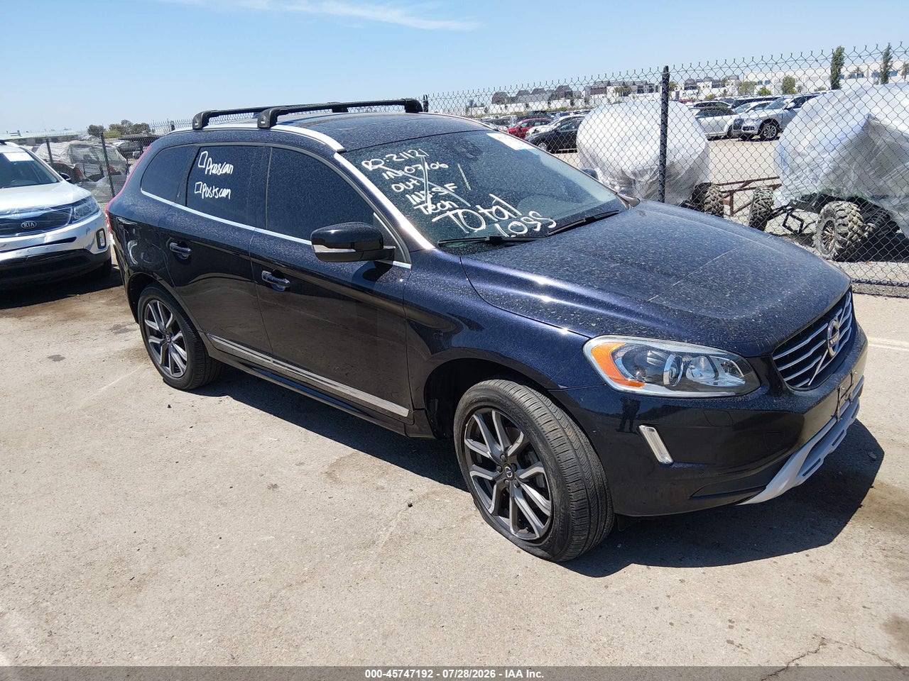 YV449MRR1H2****** · 2017 VOLVO XC60 T6 DYNAMIC