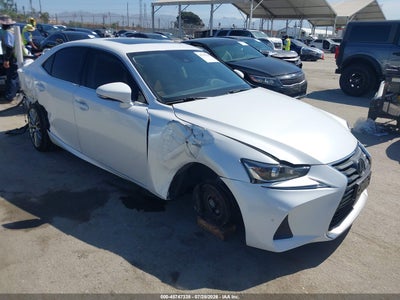 2019 LEXUS IS 300