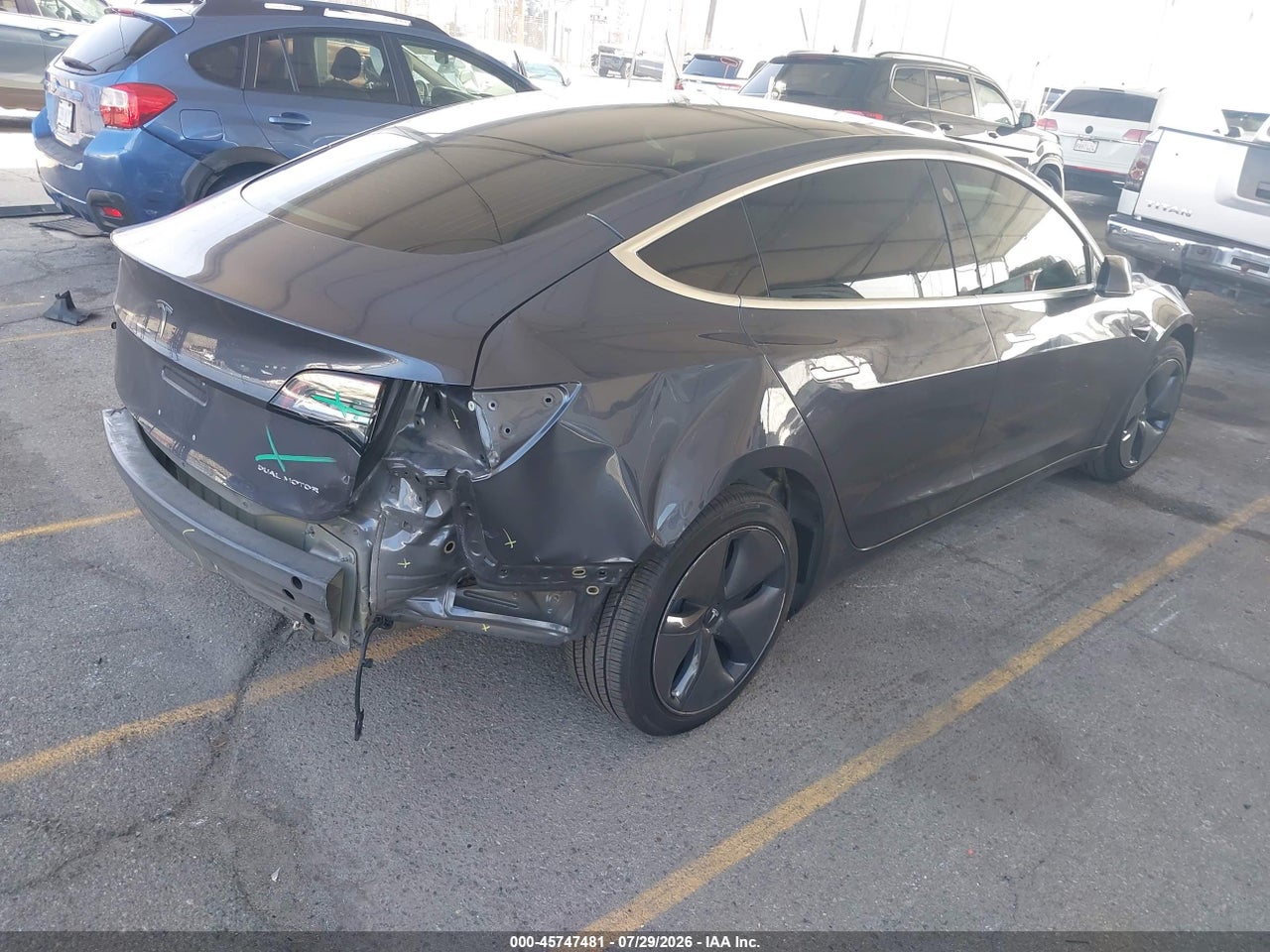 2018 TESLA MODEL 3 LONG RANGE/PERFORMANCE · 4/9