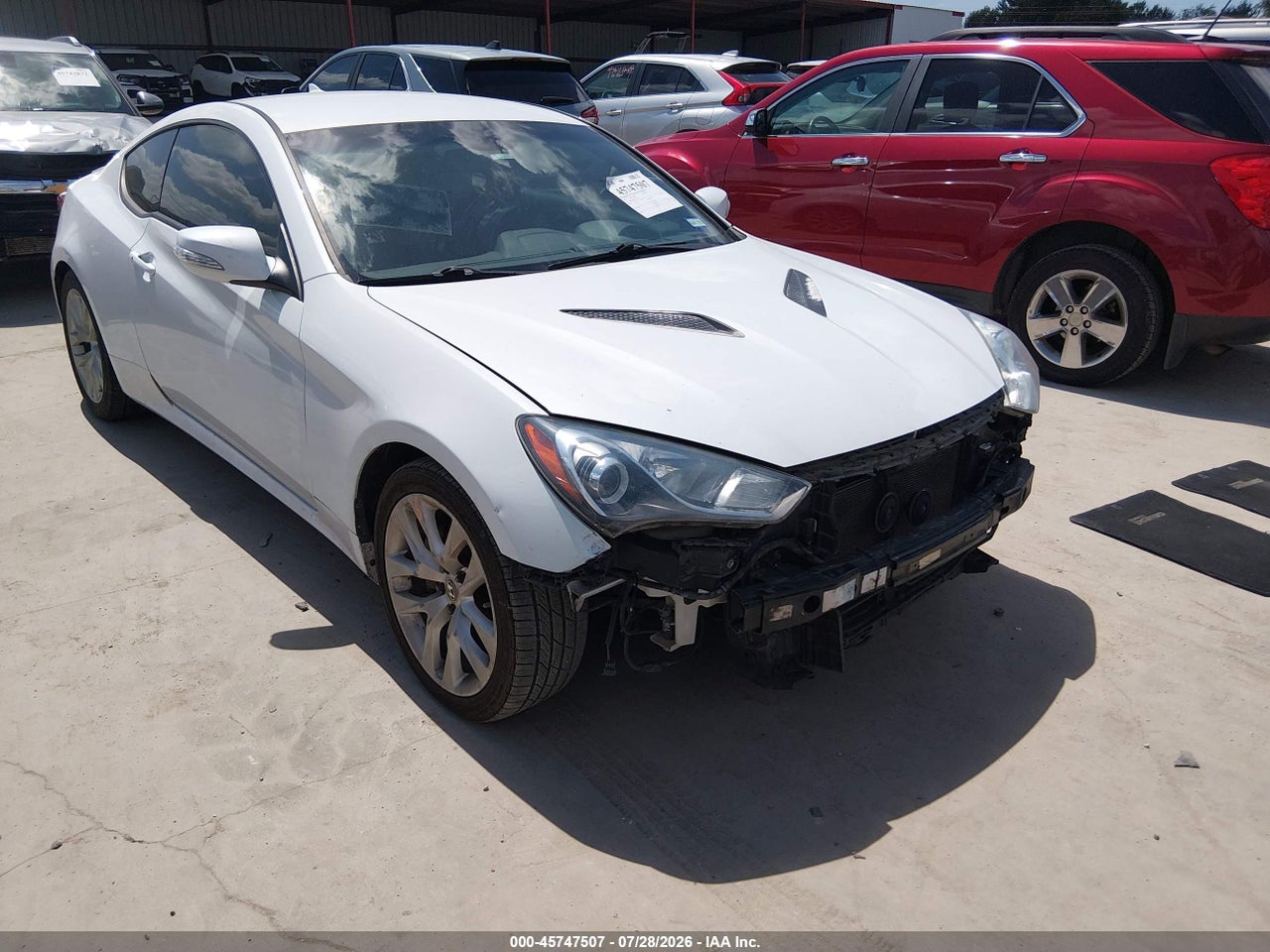 2016 HYUNDAI GENESIS 3.8 BASE