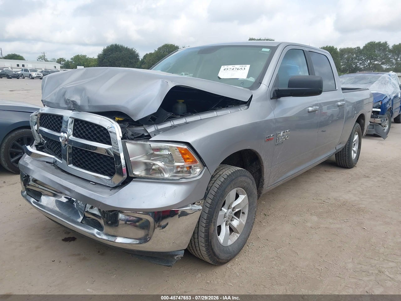 2021 RAM 1500 CLASSIC SLT  4X4 6'4 BOX · 2/11