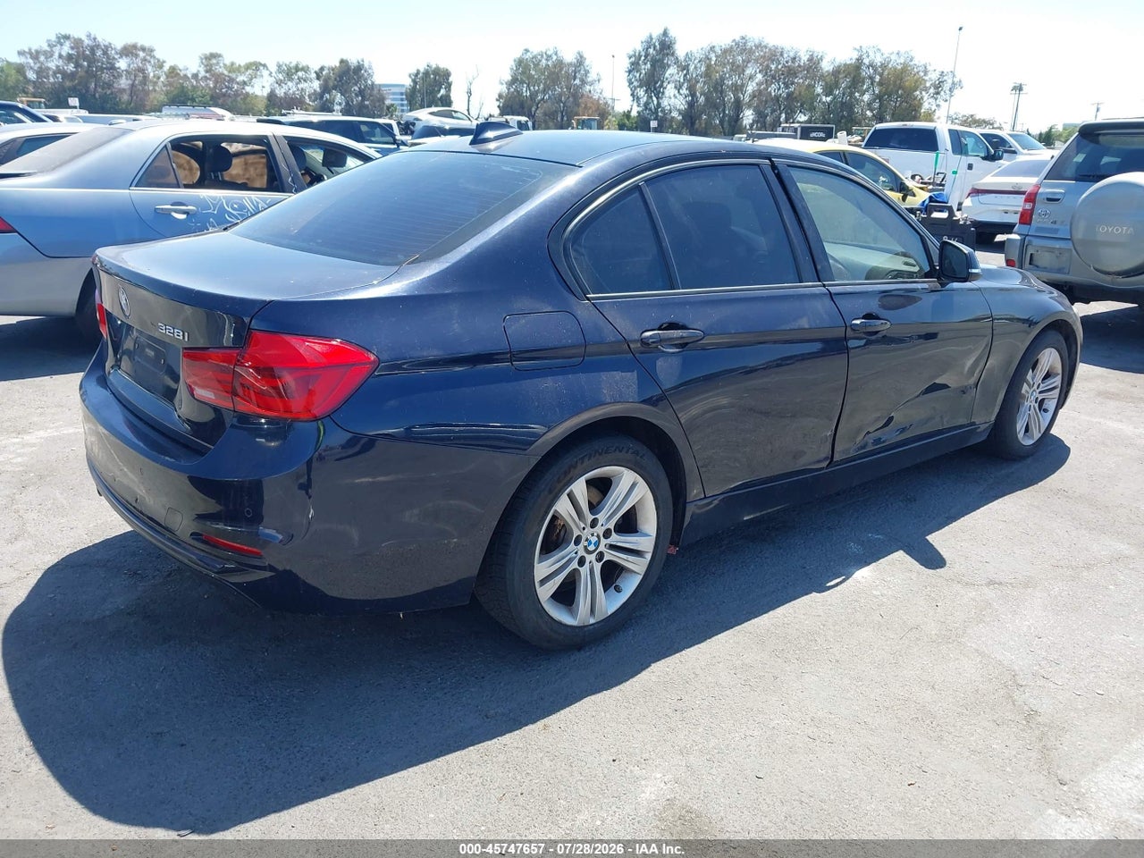 2016 BMW 328I · 4/11