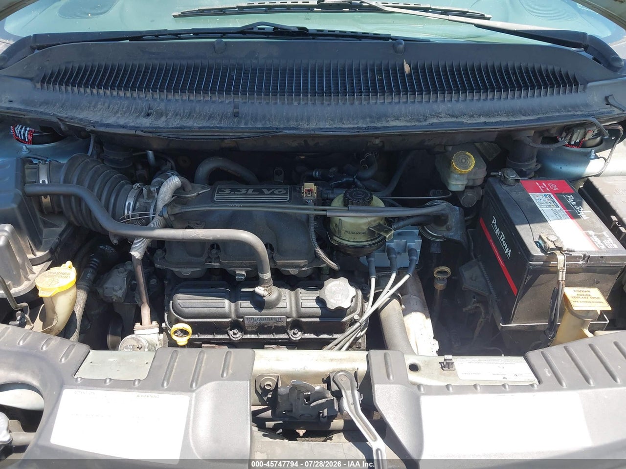 2C4GP44R55R****** · 2005 CHRYSLER TOWN &amp; COUNTRY LX · 10/10