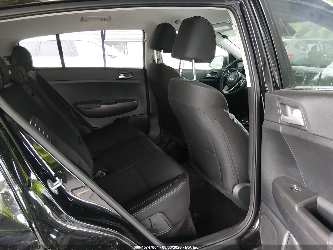KNDPMCAC6L7****** · 2020 KIA SPORTAGE LX · 8/11