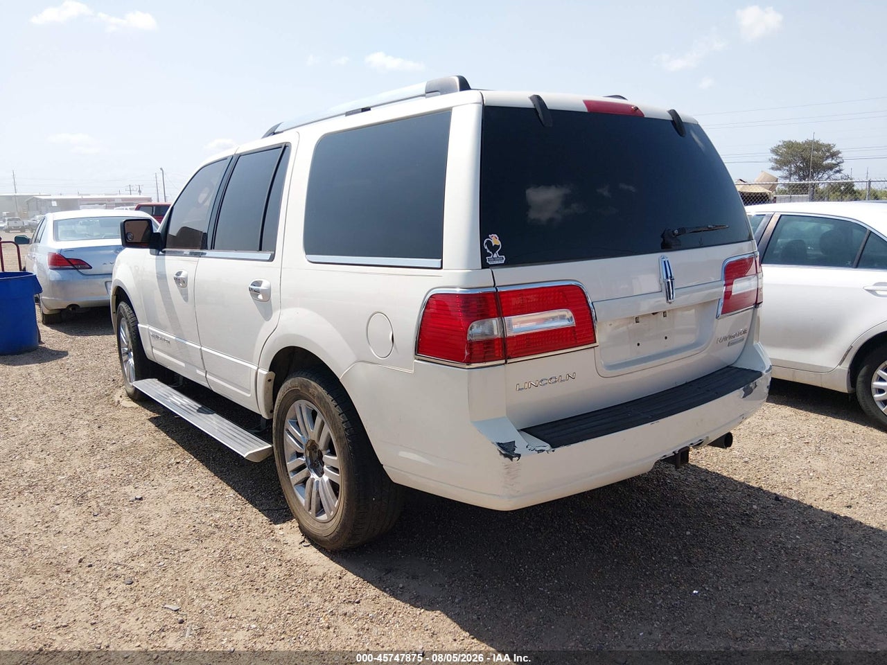 5LMFU27518L****** · 2008 LINCOLN NAVIGATOR   · 3/11