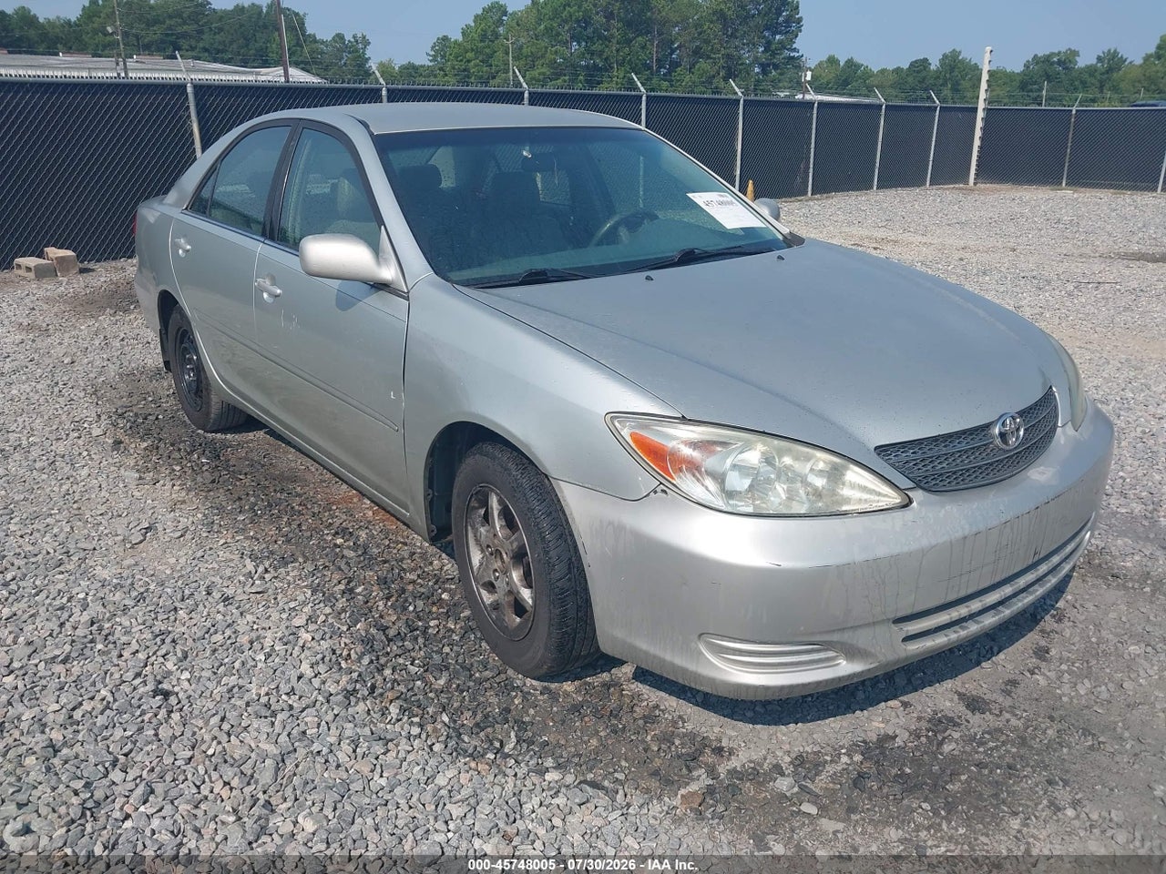 4T1BE32K82U****** · 2002 TOYOTA CAMRY LE