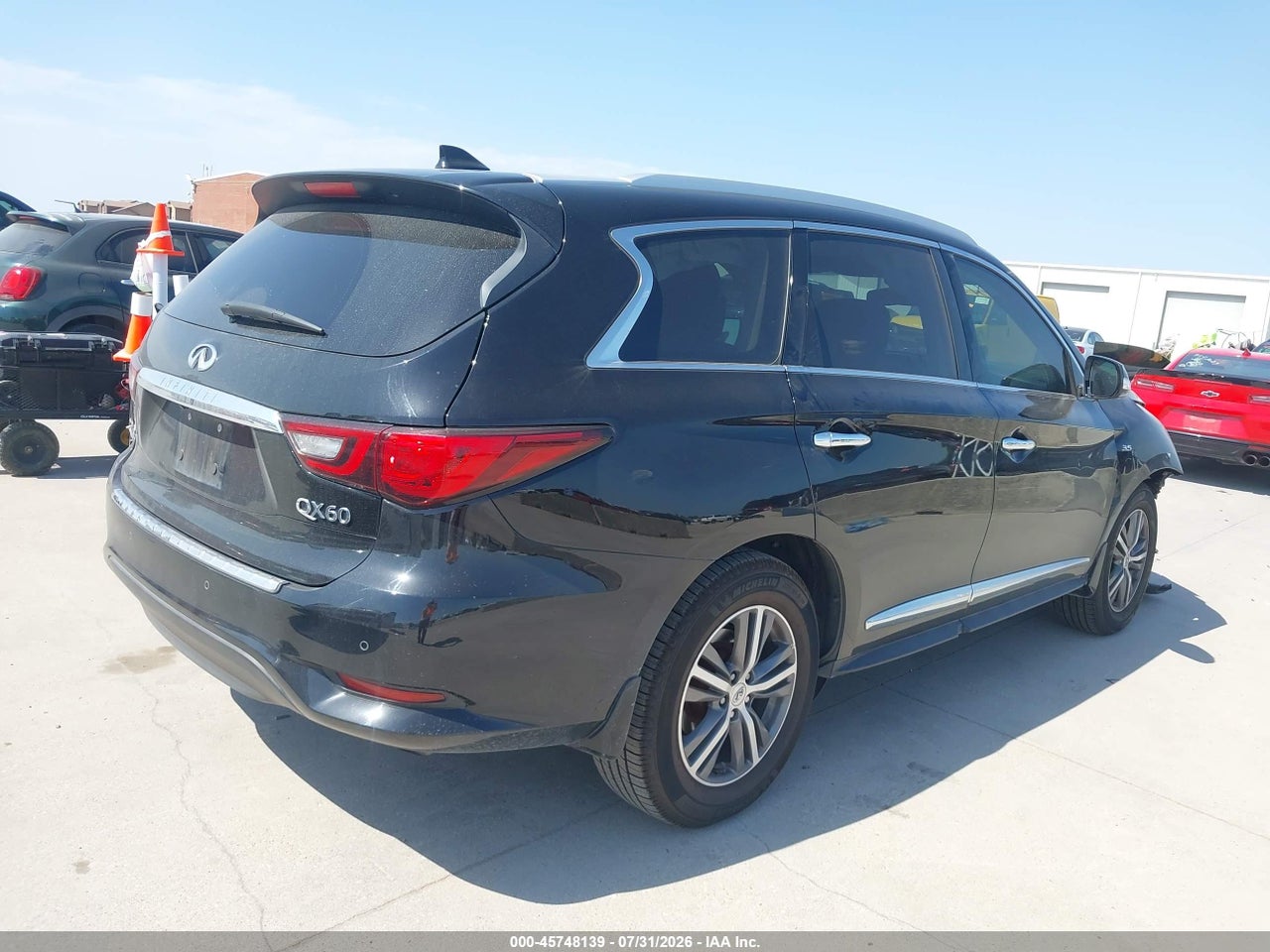 2020 INFINITI QX60 LUXE · 4/11