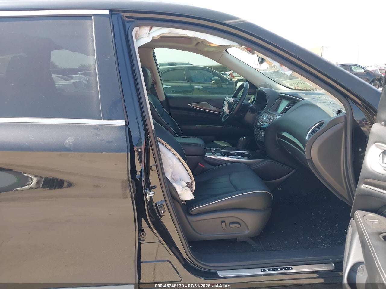 2020 INFINITI QX60 LUXE · 5/11