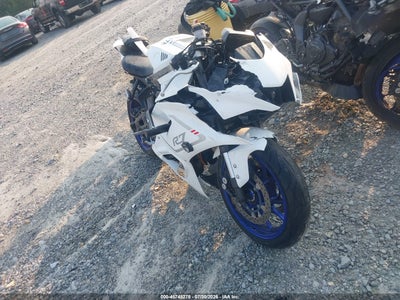 JYARM38E6NA****** · 2022 YAMAHA YZFR7