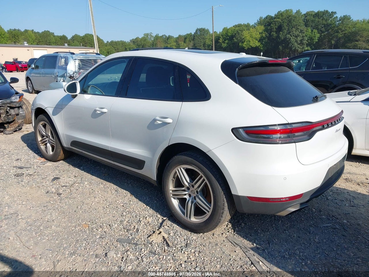 2020 PORSCHE MACAN   · 3/11