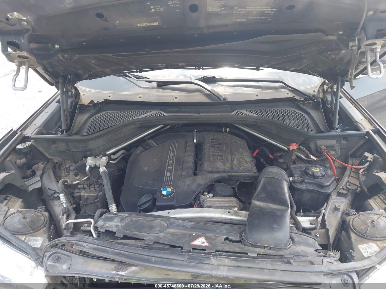 5UXKR2C57F0****** · 2015 BMW X5 SDRIVE35I · 10/11