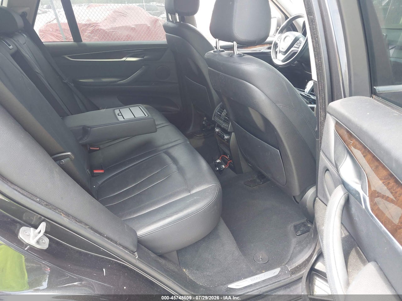 5UXKR2C57F0****** · 2015 BMW X5 SDRIVE35I · 8/11