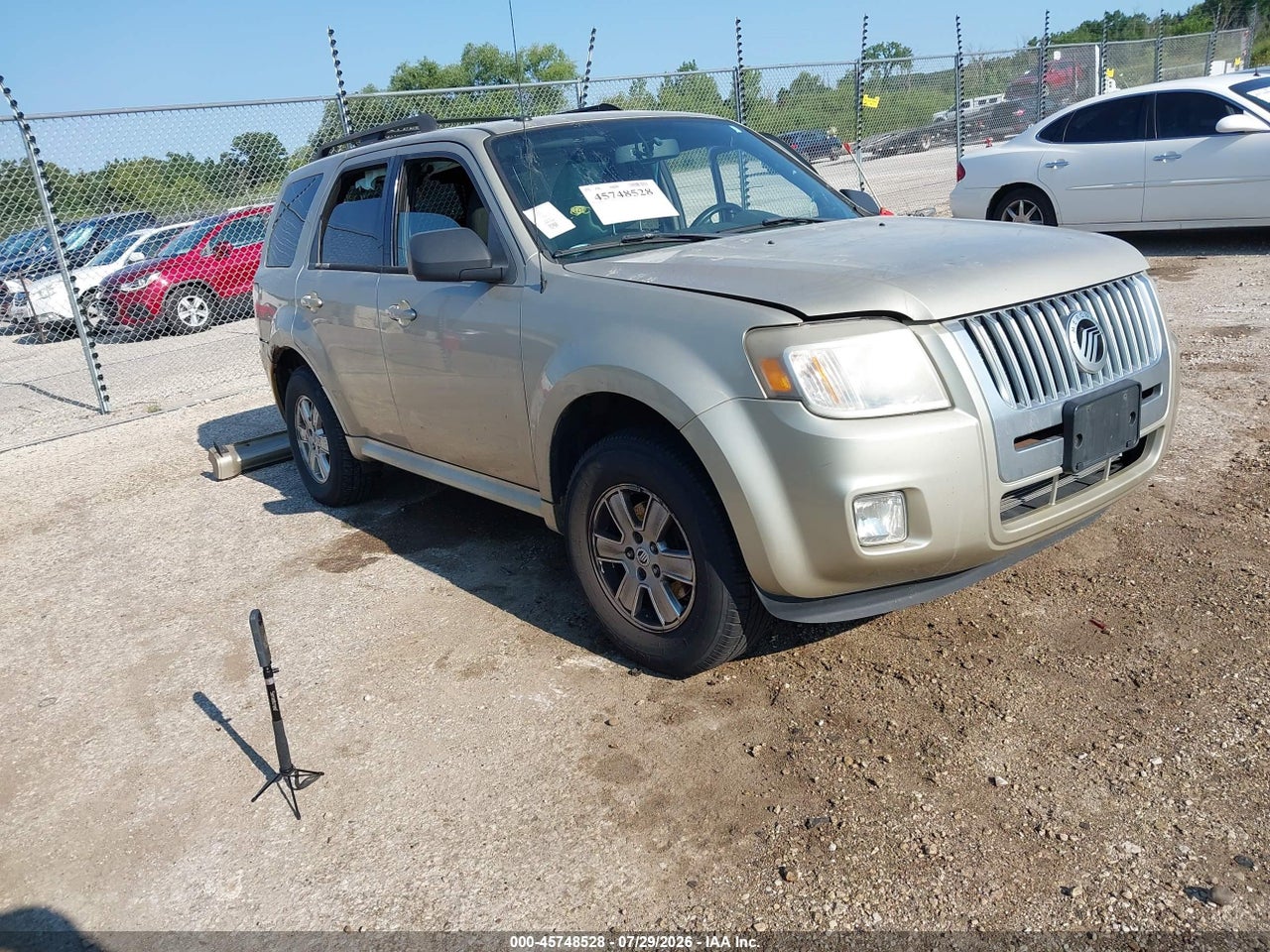 4M2CN8BG1AK****** · 2010 MERCURY MARINER