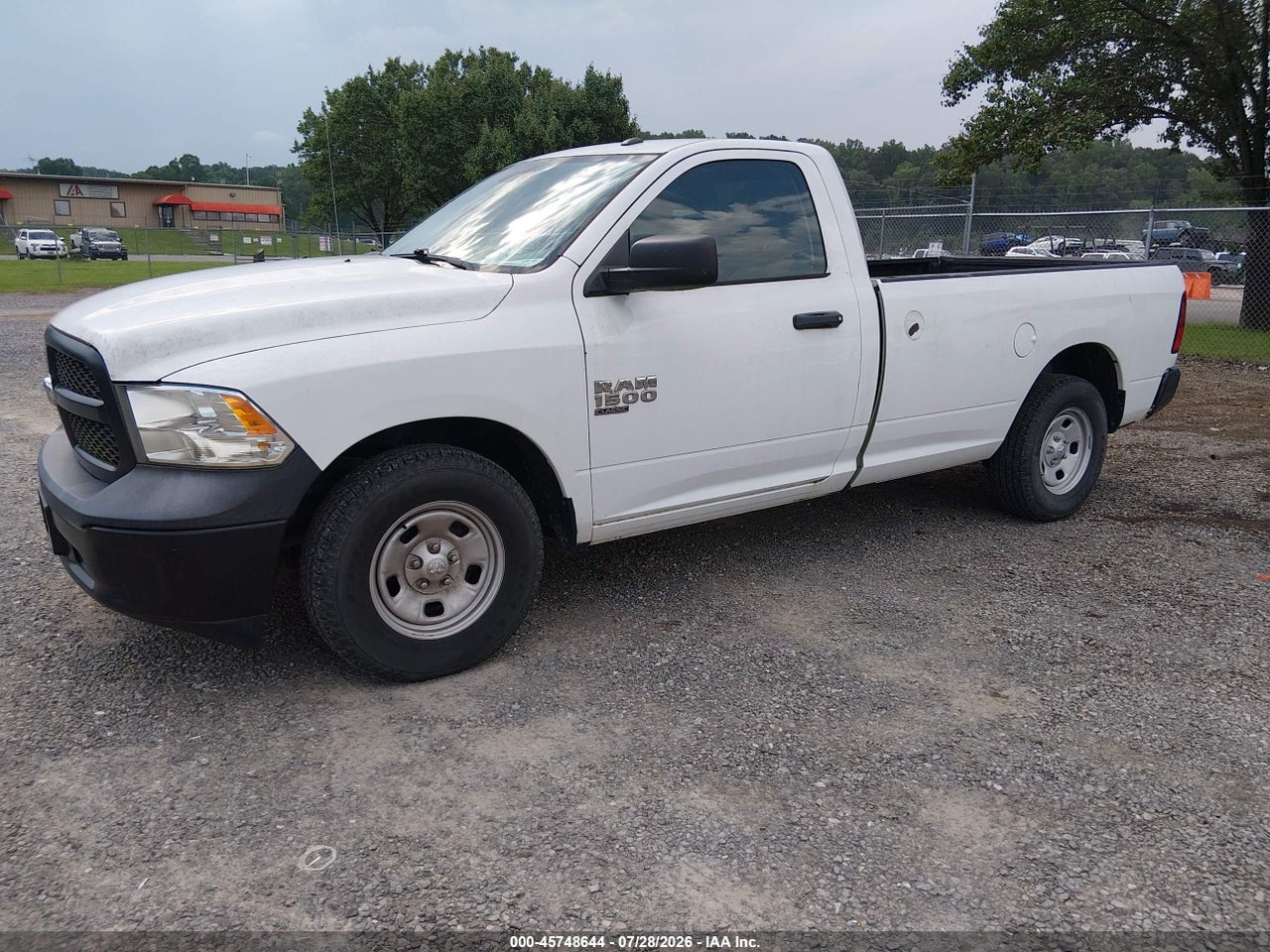 2019 RAM 1500 CLASSIC TRADESMAN  4X2 8' BOX · 2/11