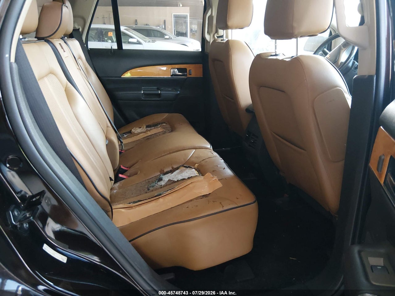 2LMDJ6JK1DB****** · 2013 LINCOLN MKX   · 8/11