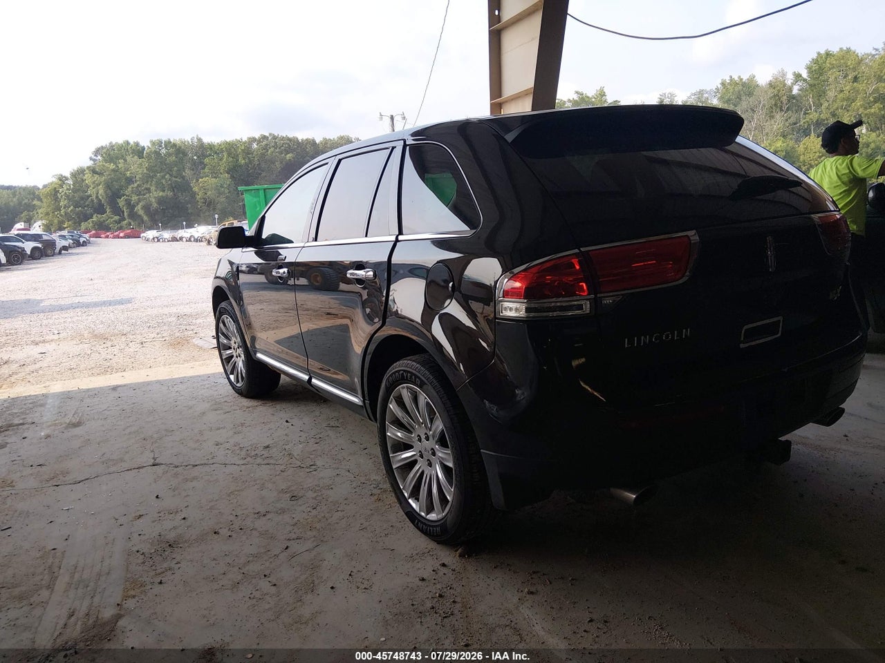 2LMDJ6JK1DB****** · 2013 LINCOLN MKX   · 3/11