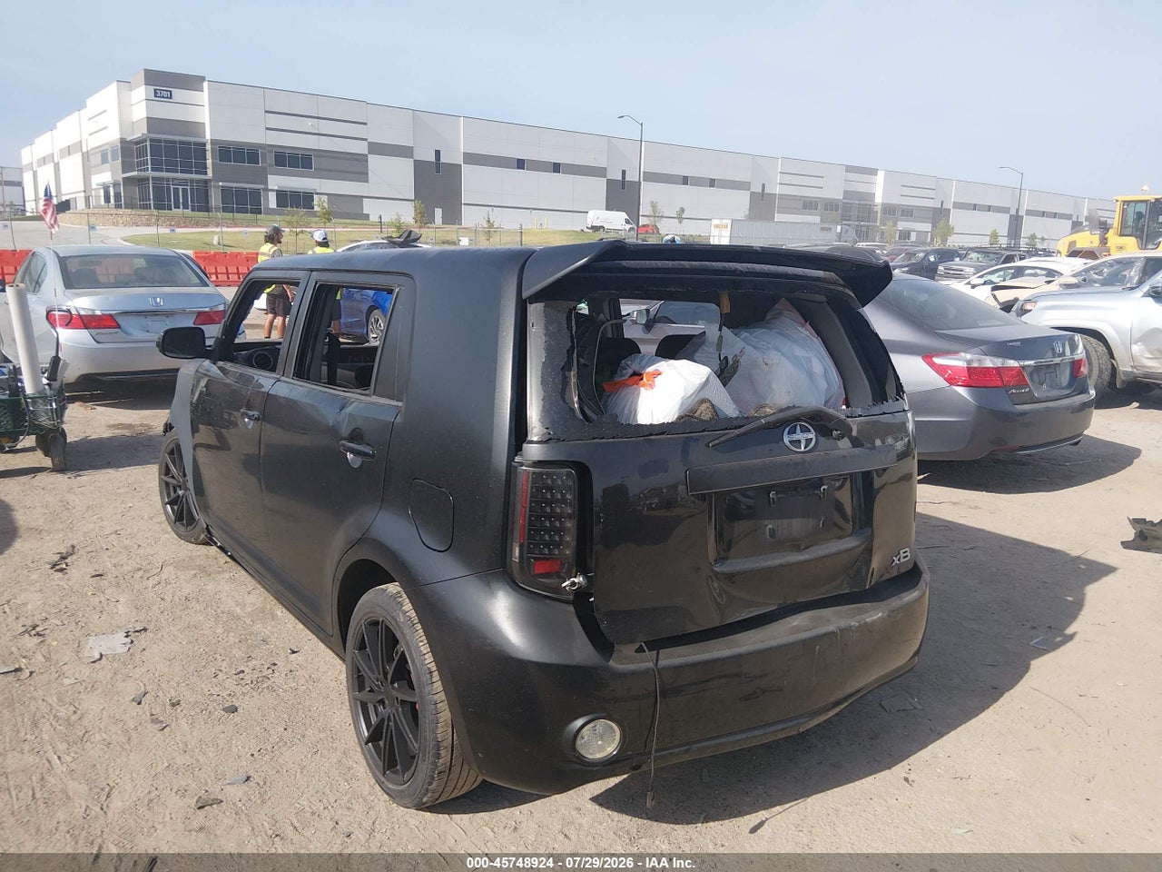 2008 SCION XB   · 3/11