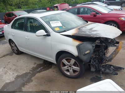 3VWRM71K19M****** · 2009 VOLKSWAGEN JETTA SE/SEL