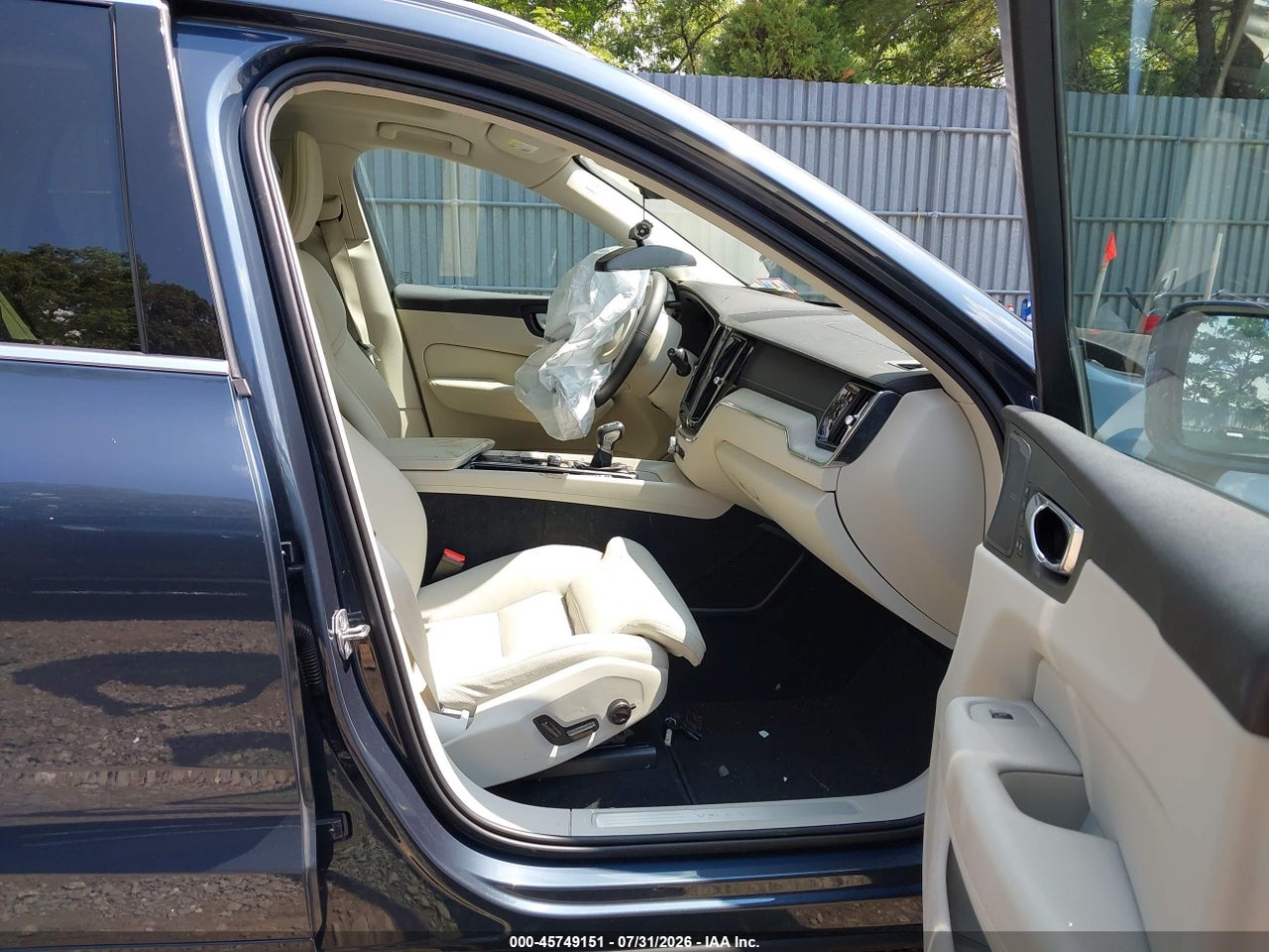 2020 VOLVO XC60 T5 INSCRIPTION · 5/11