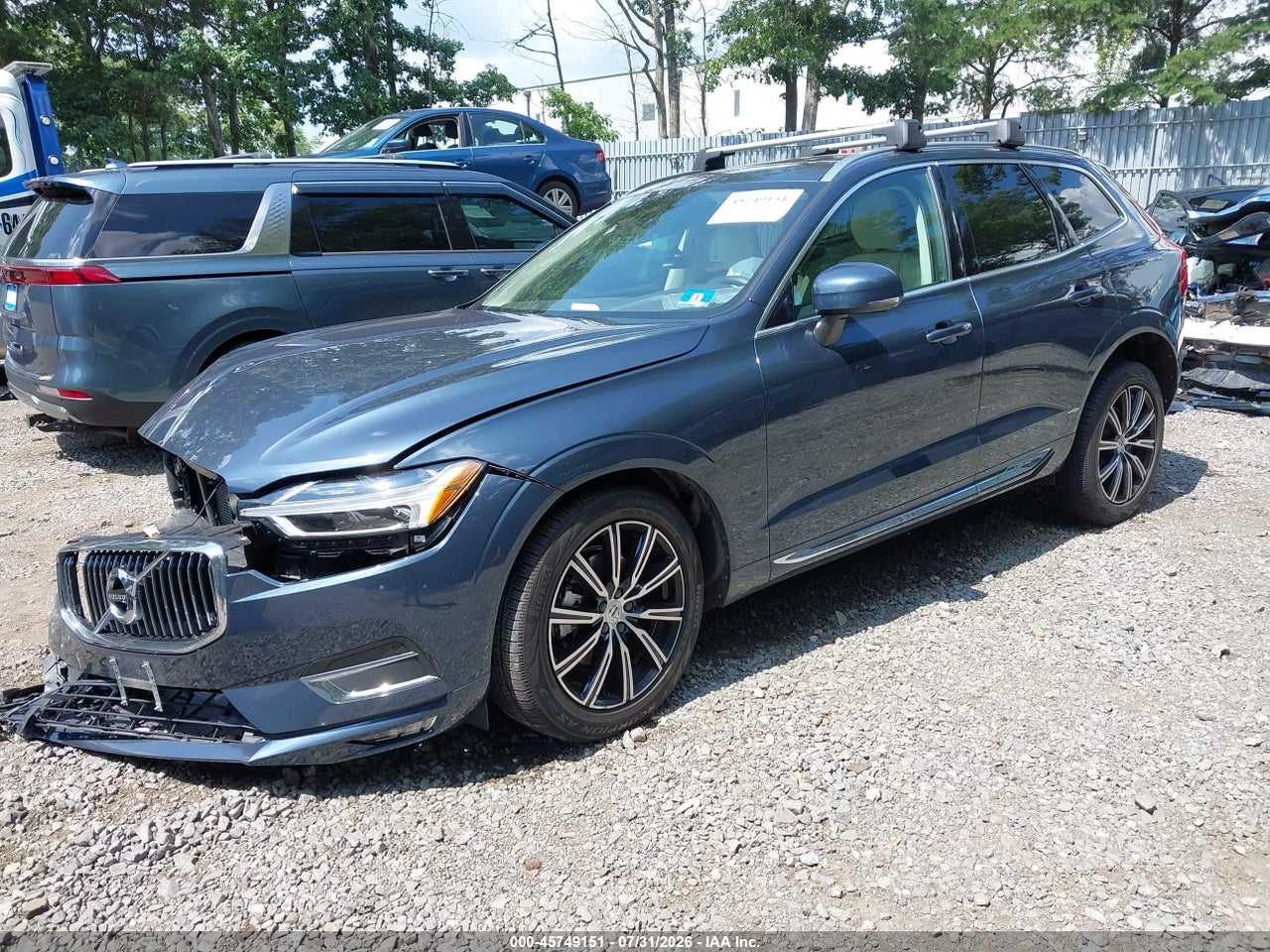 2020 VOLVO XC60 T5 INSCRIPTION · 2/11