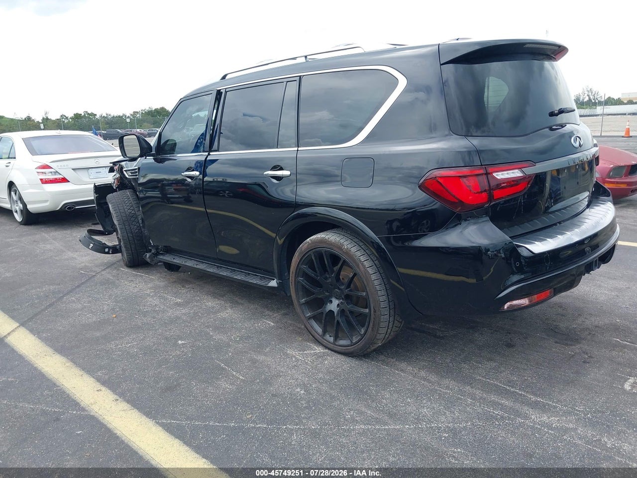 2020 INFINITI QX80 LUXE · 3/11