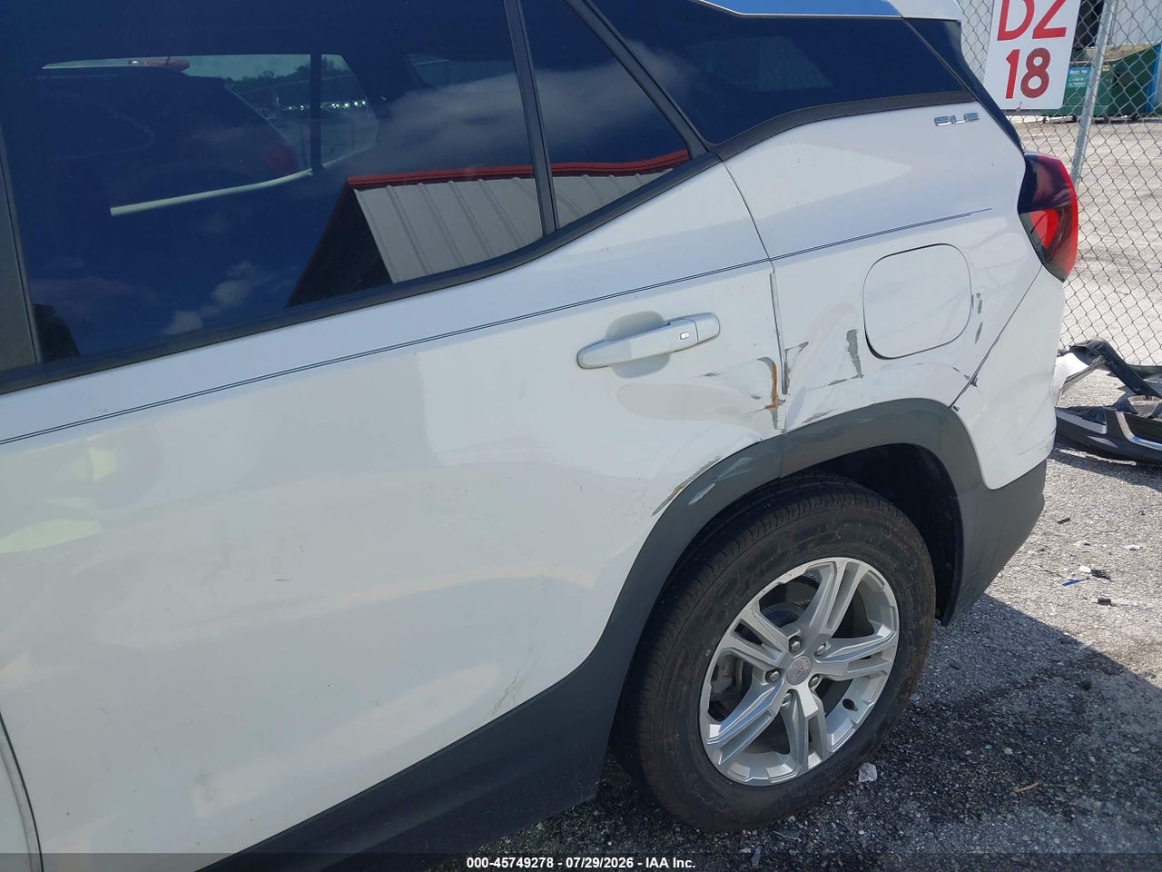 2022 GMC TERRAIN FWD SLE · 6/10