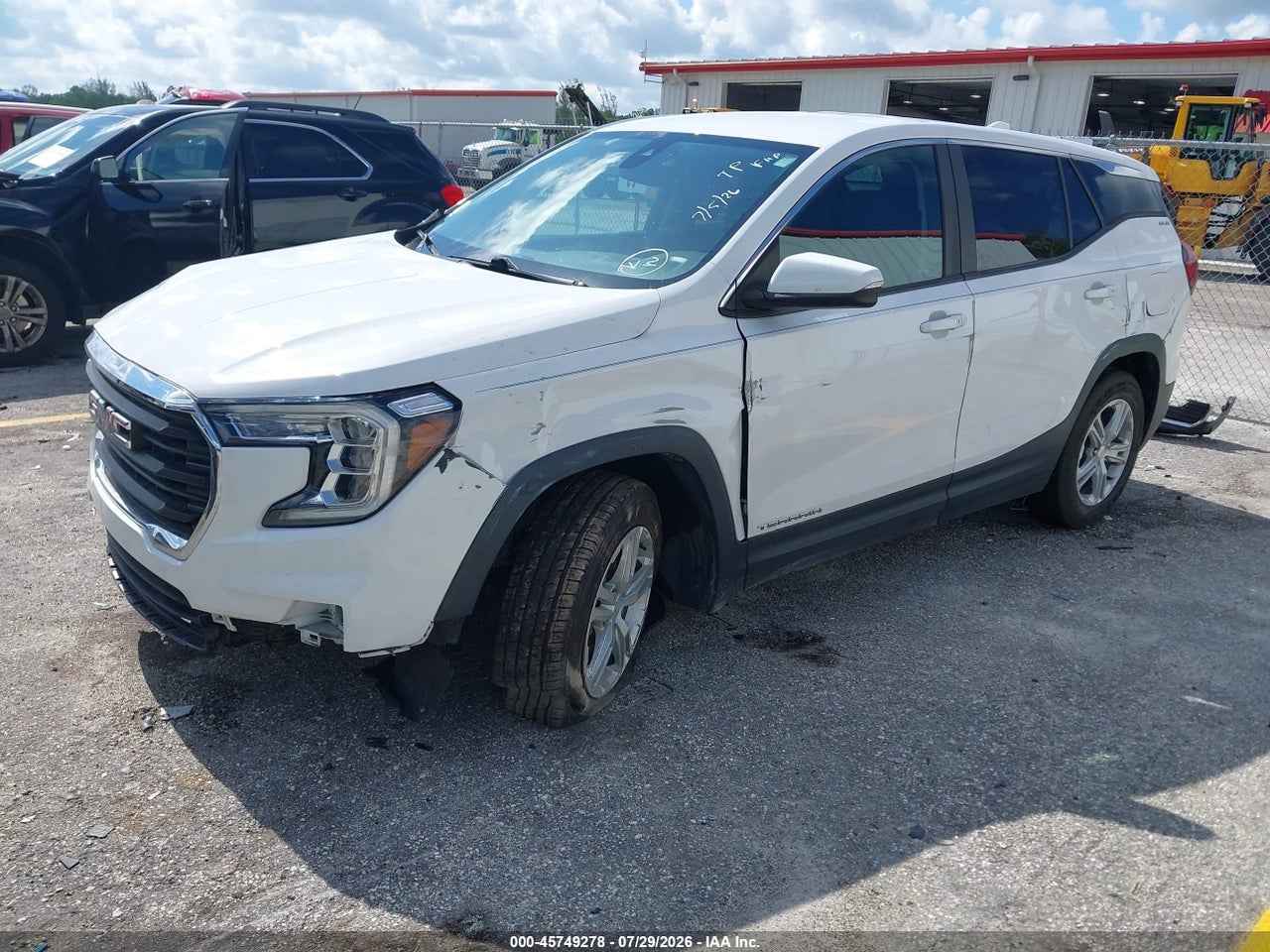 2022 GMC TERRAIN FWD SLE · 2/10